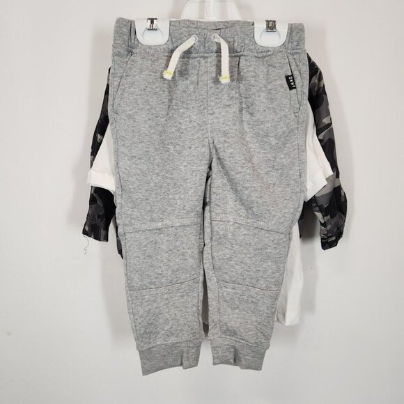 NWT DKNY Baby 3 Piece Jacket, Tee‎ and Joggers Outfit Size 24 months - Picture 4 of 11
